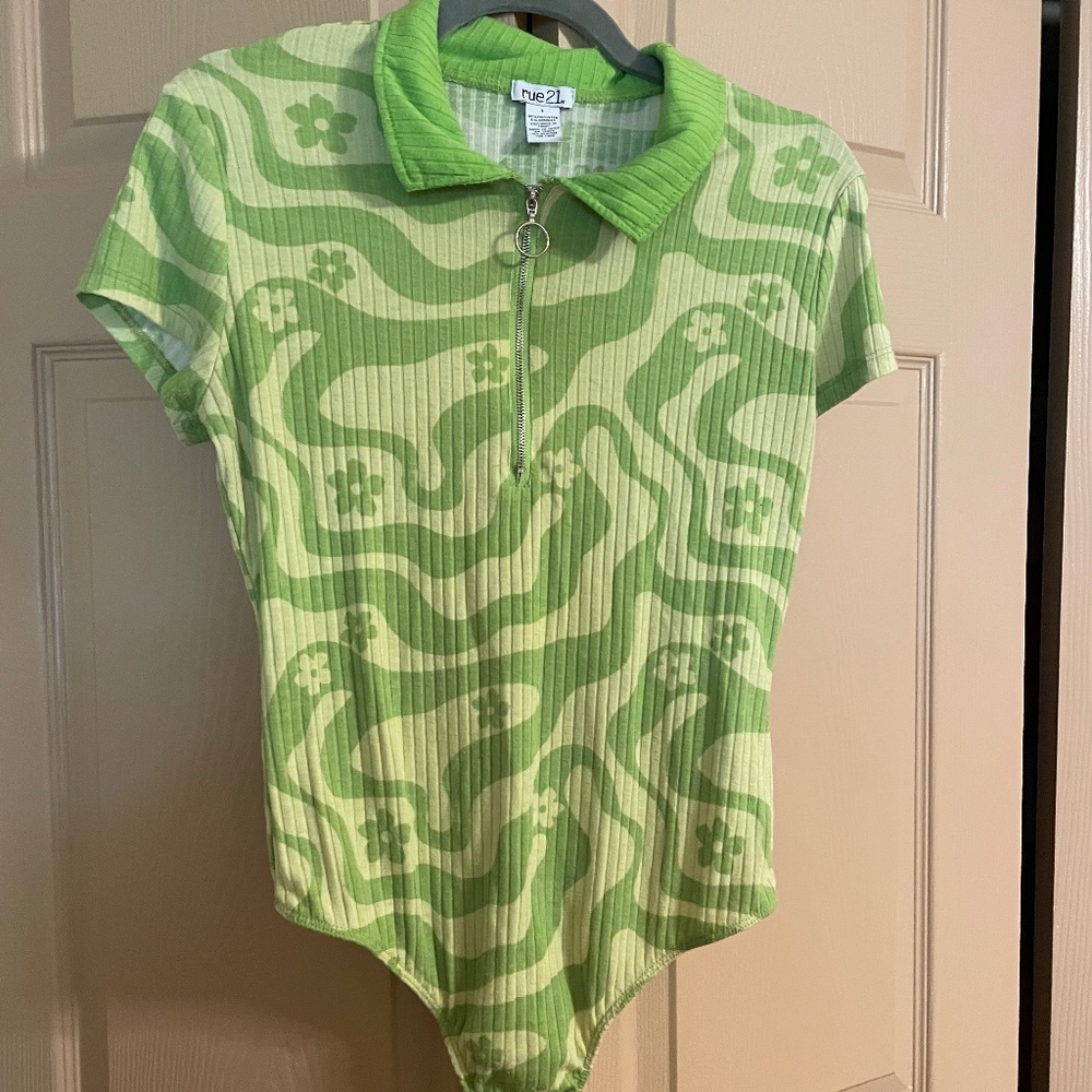 Rue 21 body suit